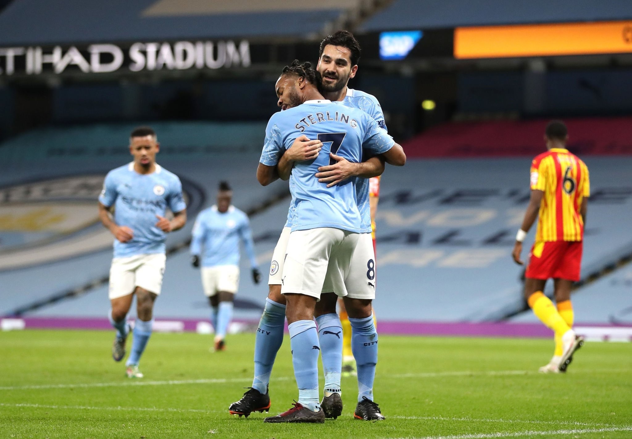 镑的转会费 镑的转会费